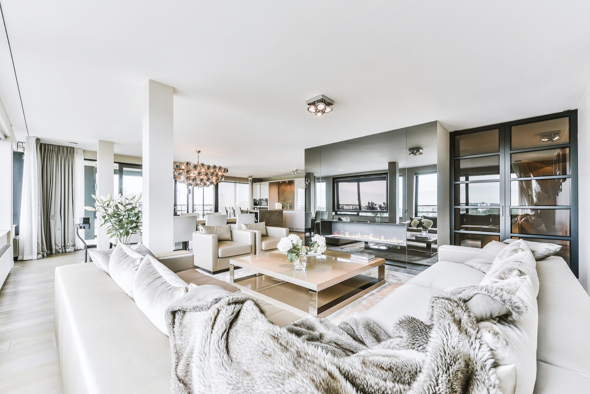 luxury builder living room