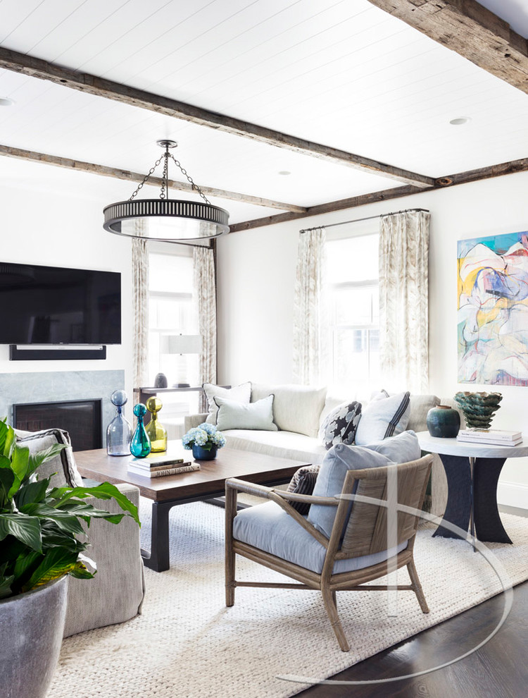 Home design - transitional home design idea in Boston