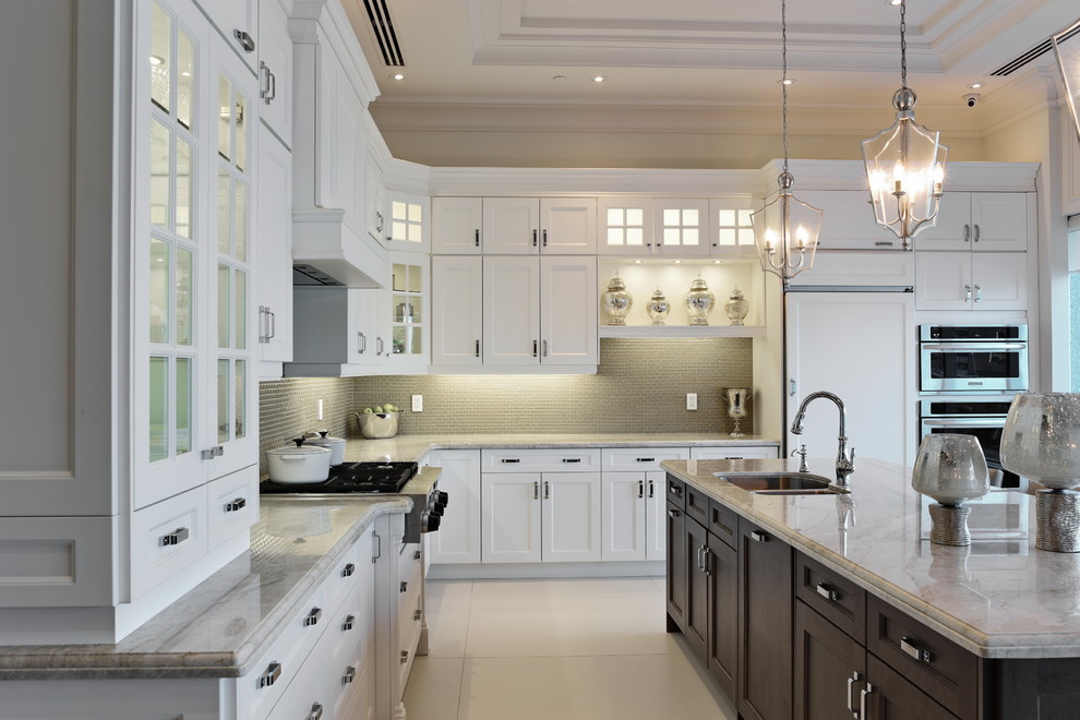 Kitchen - kitchen idea in Toronto