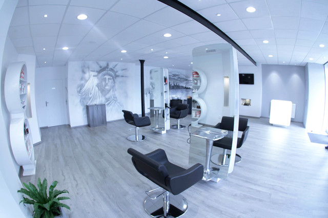 Graff dans un salon de coiffure moderne