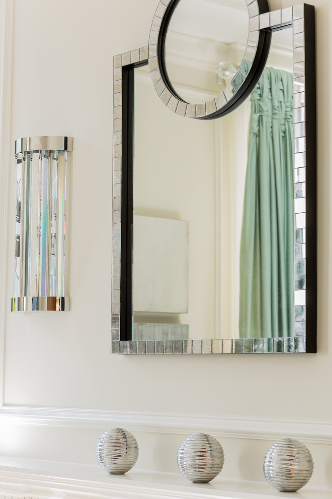 Home design - transitional home design idea in Boston