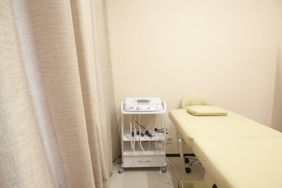 Реализация  студии аппаратной косметологии