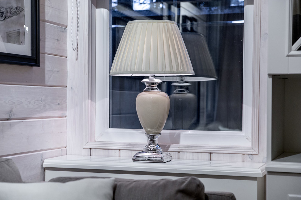 Алмазная грань в окнах гостиной.