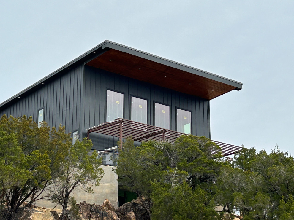 Possum Kingdom Lake house Modern