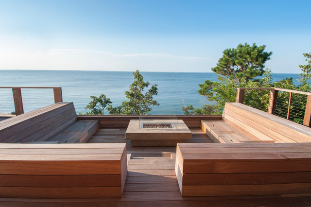 Hamptons Waterfront contemporary-deck