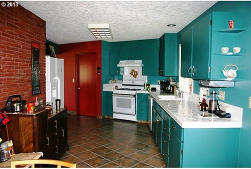 Red Living Room To Teal Kitchen ... are costly to re-do so I want to work with it...so maybe the walls can be a neutral instead? What kind works best with Teal and the Cherry wood floors? - Red Living Room To Teal Kitchen