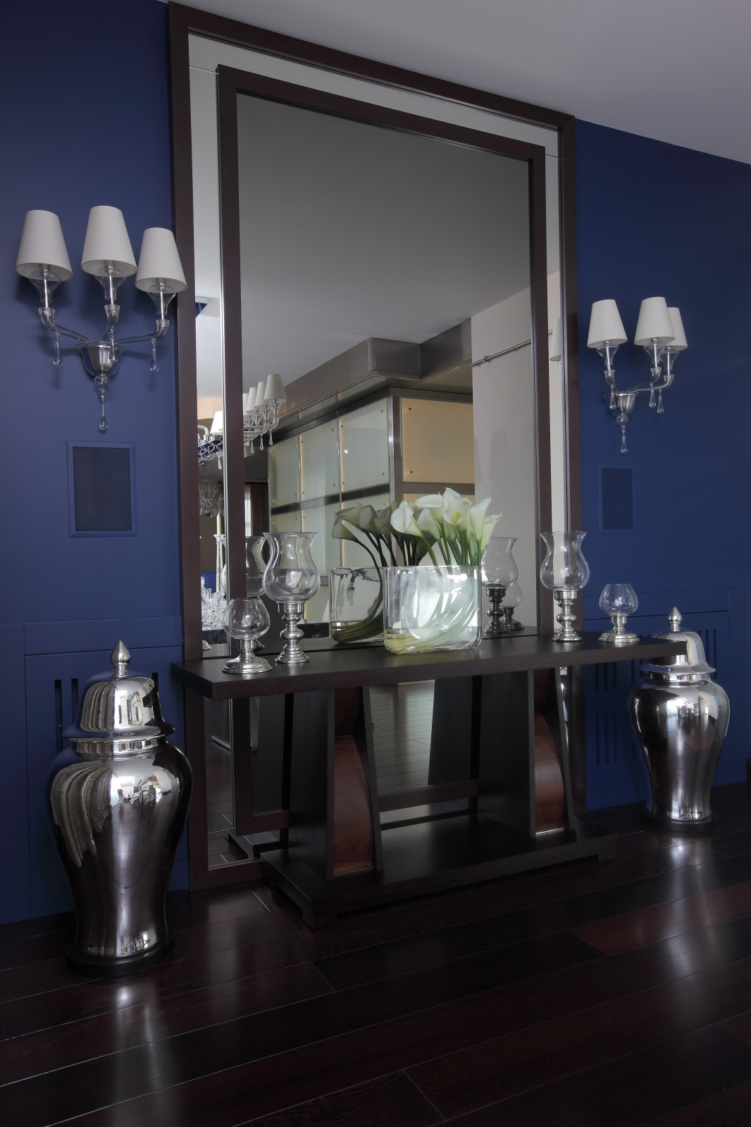 Двухуровневая квартира в Сити