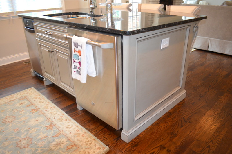 Inspiration for a transitional kitchen remodel in Nashville