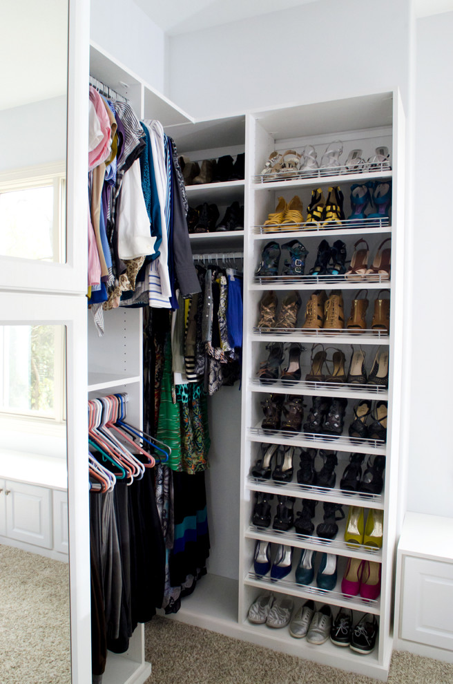 Inspiration for a traditional storage and wardrobe in Indianapolis.