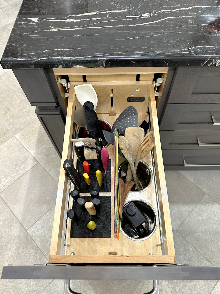 Cooking Tools Pullout - Open 2