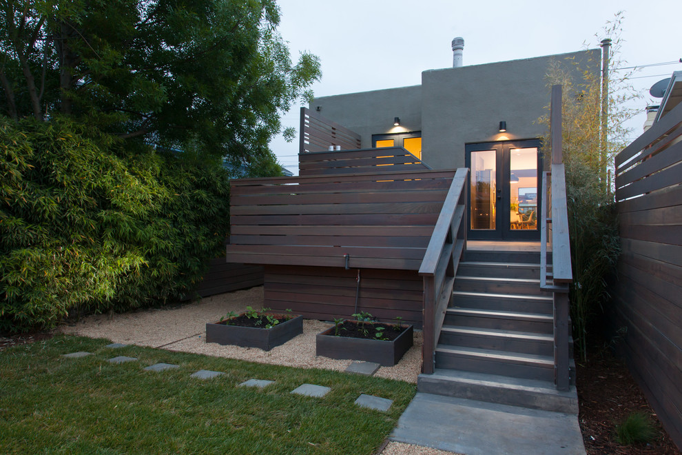 Design ideas for a modern one-storey exterior in San Francisco.