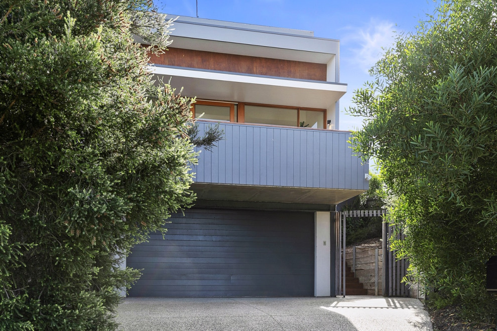 Contemporary exterior in Melbourne.
