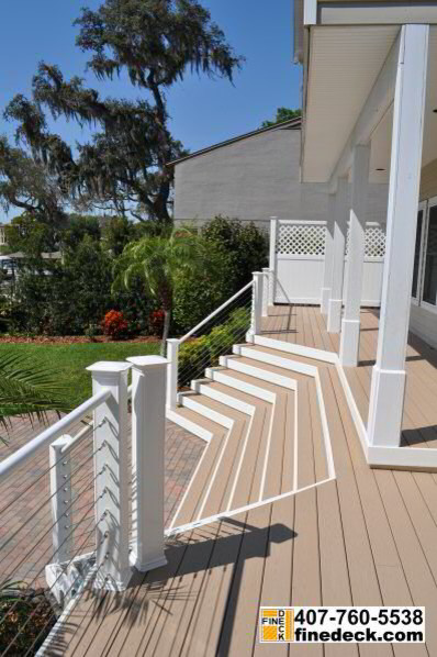 Photo of an arts and crafts deck in Orlando.