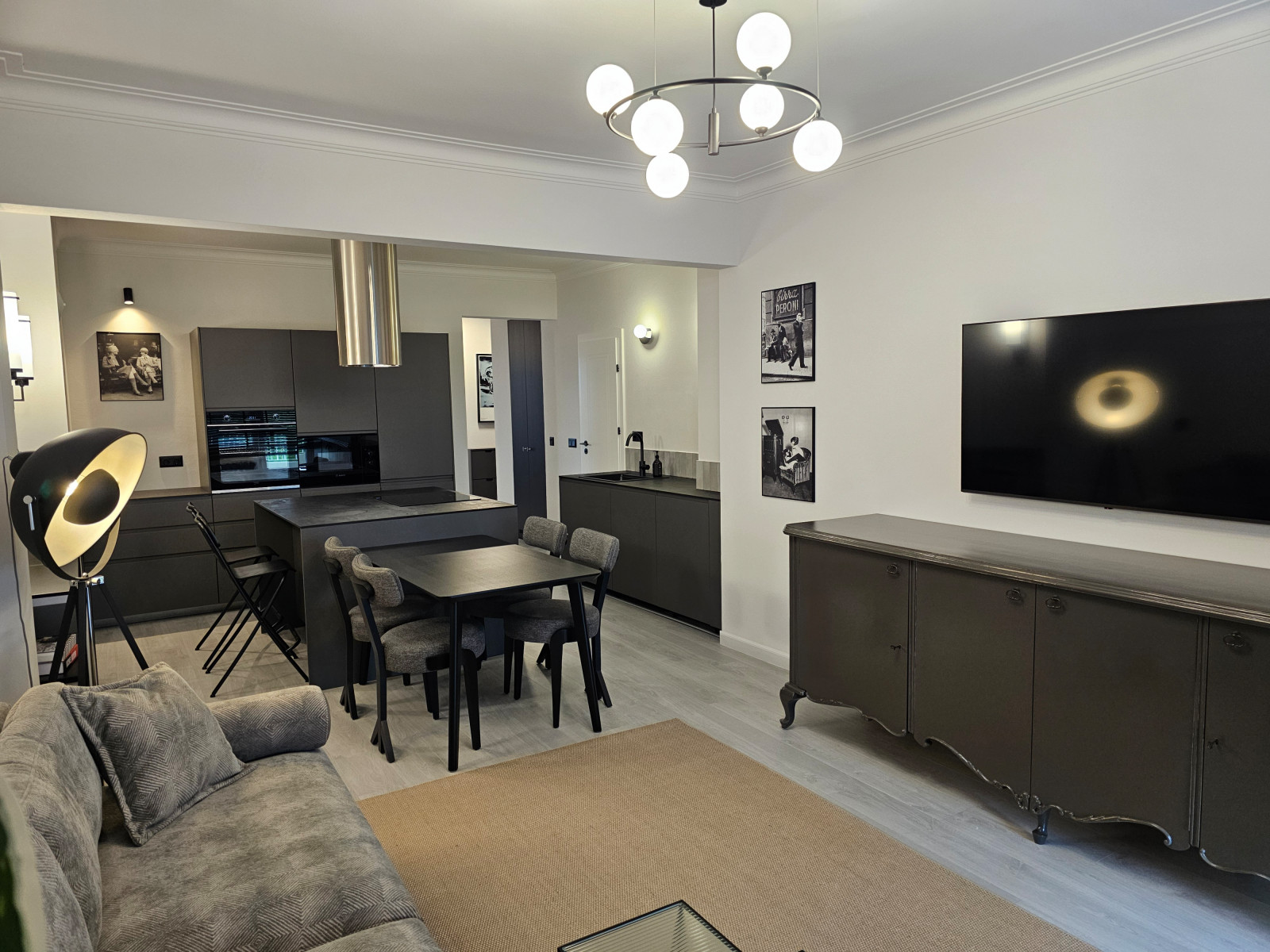 Kairis.Черно-белое кино