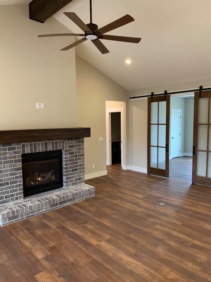 Kitchen and Living Area 25