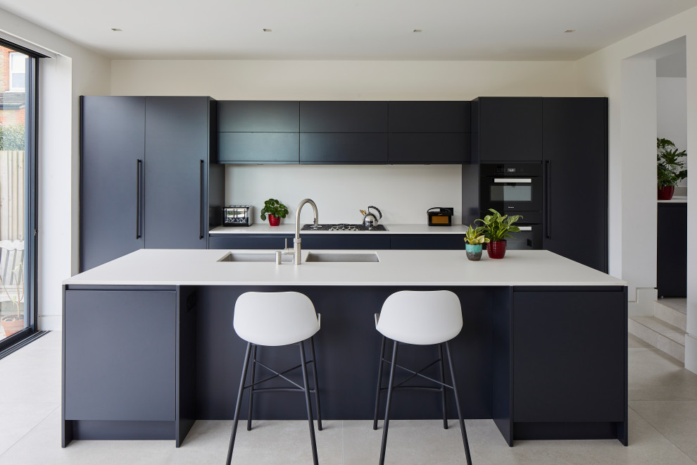Modern Handleless Kitchen - Contemporary - Kitchen - London - by CAST ...