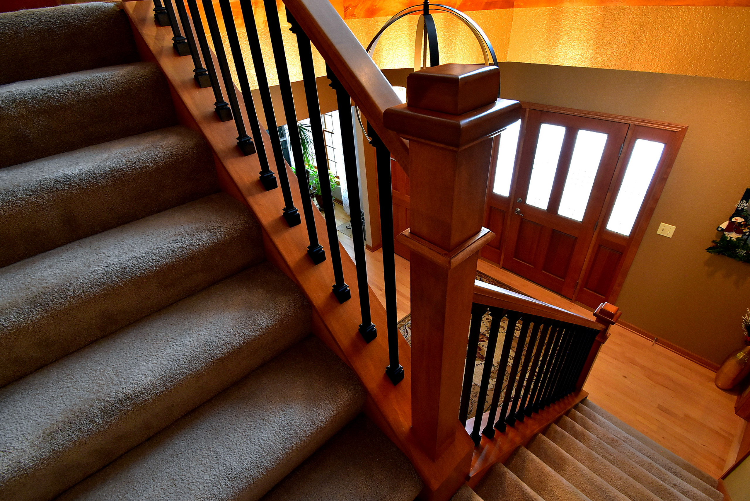 New Berlin Residence - Updated Handrail