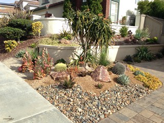 洋風なロックガーデン