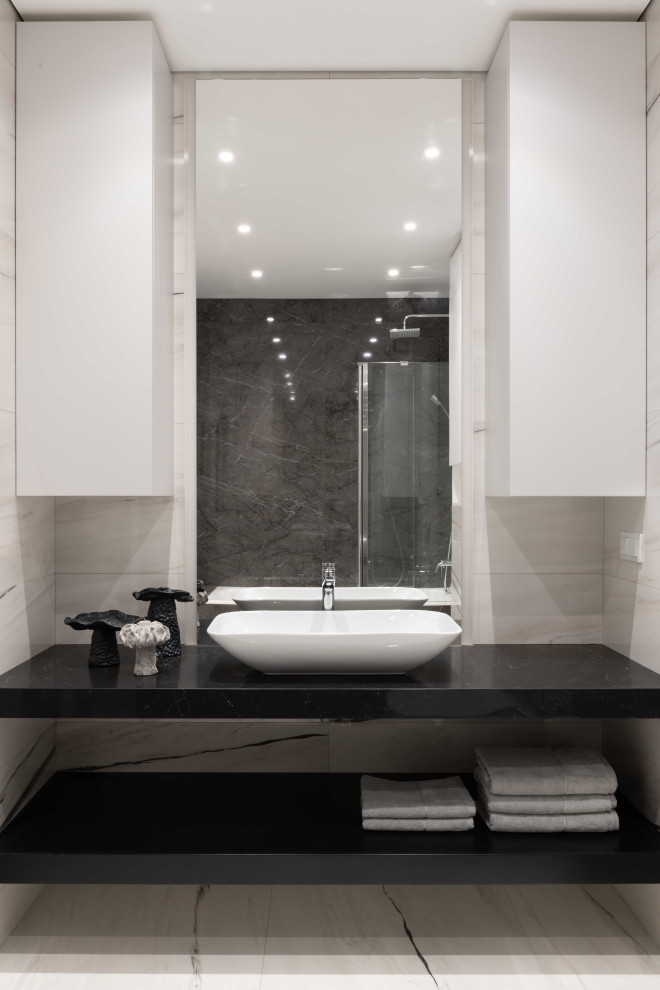 черно-белое