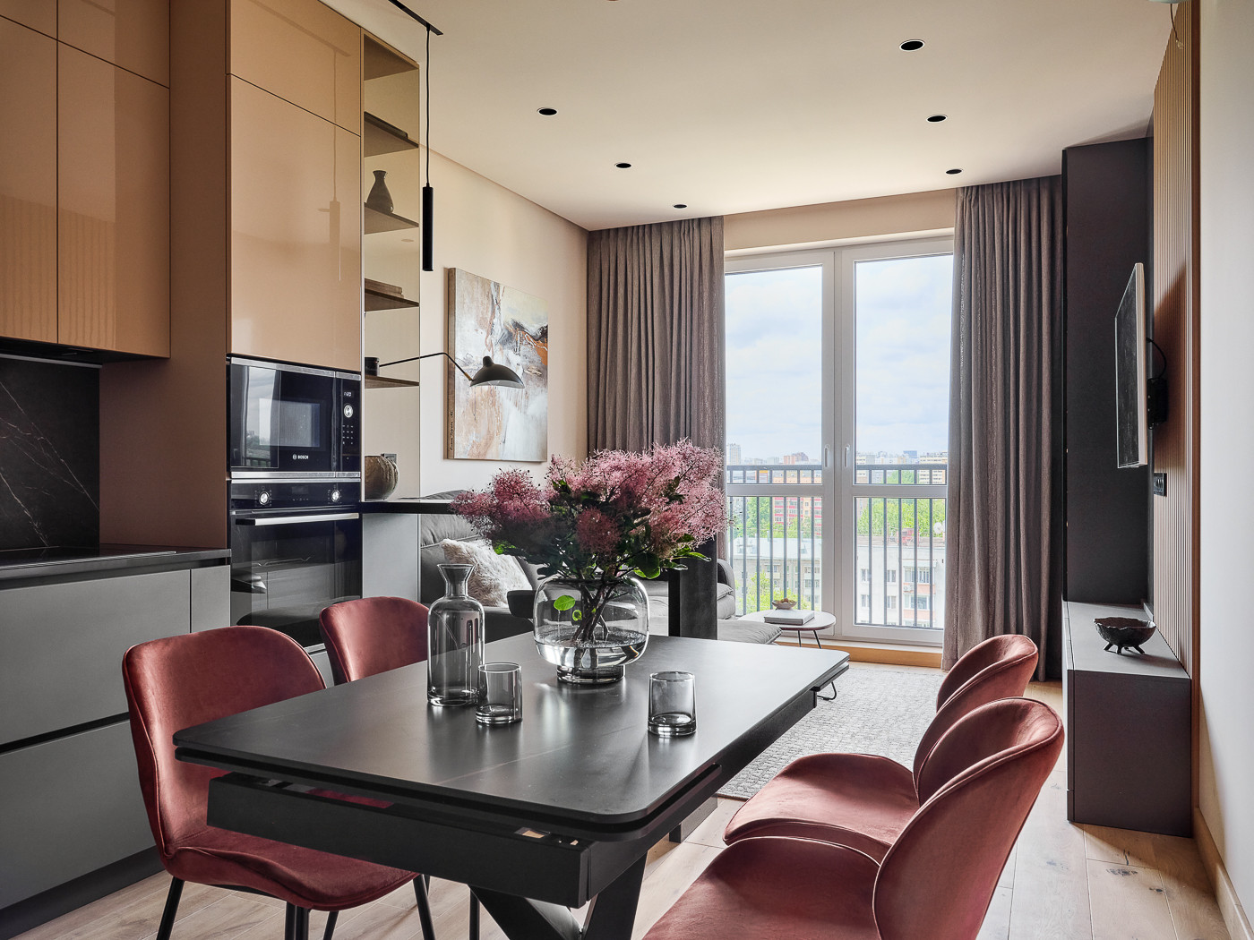 Трехкомнатная квартира 98 кв.м. в ЖК "Западный порт"