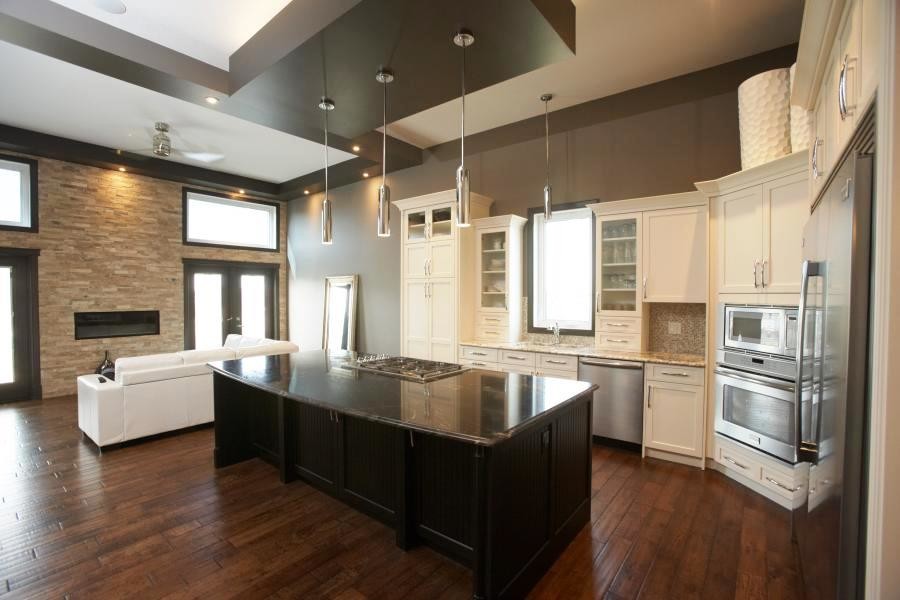 Transitional kitchen photo in Calgary