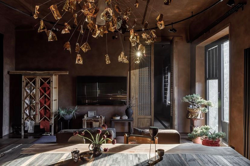 Двери из массива и кухня