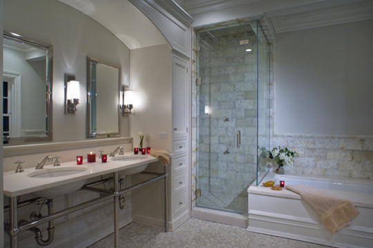 Design ideas for a traditional bathroom in New York.