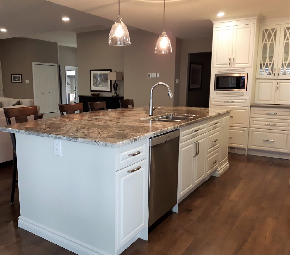 Kitchen - transitional kitchen idea with granite countertops