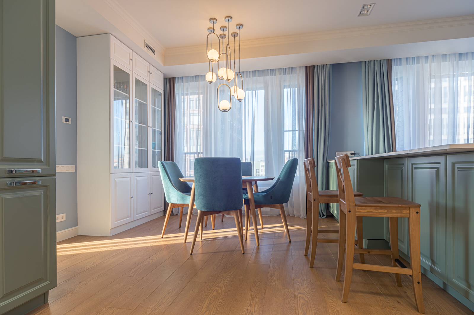 Ремонт трехкомнатной квартиры с кухней-гостинной м.Новые Черемушки