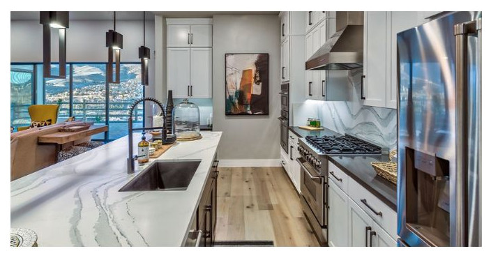 Kitchen - large modern kitchen idea