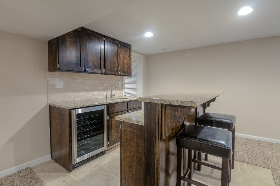 Basement wet bar