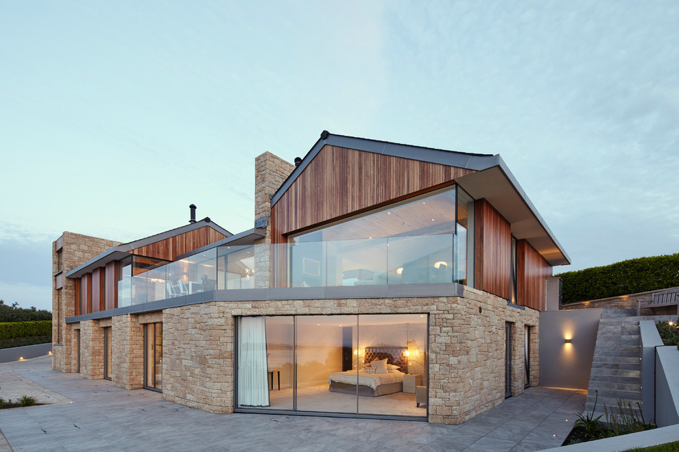 Inspiration for a contemporary home design in Channel Islands.