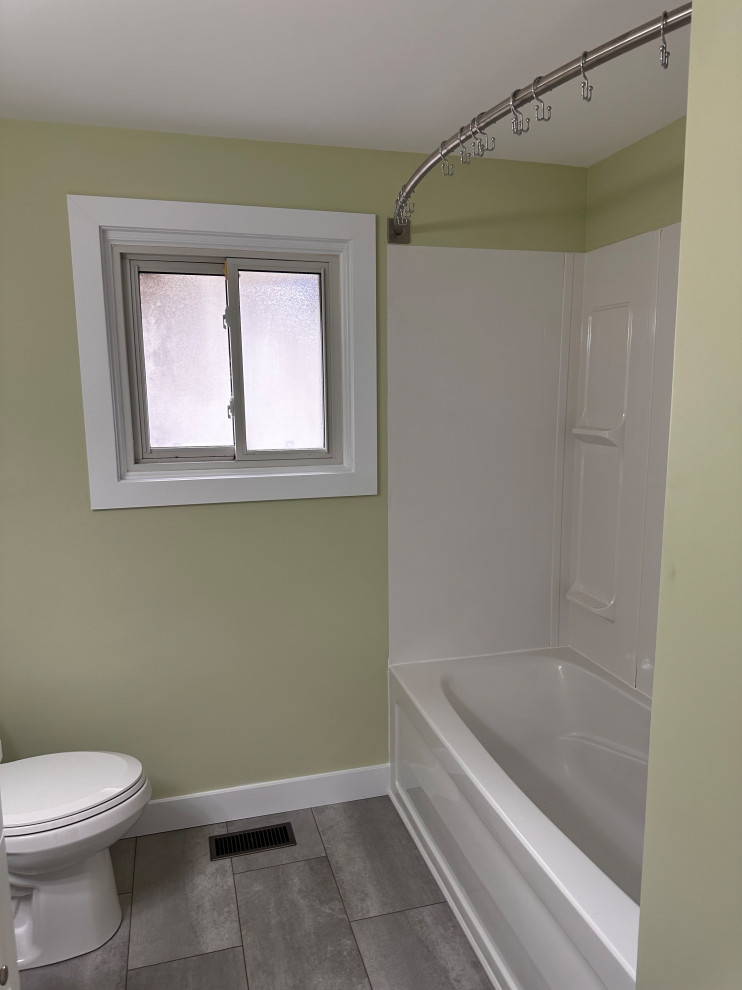 Notre Dame - Bathroom Remodel - London, ON