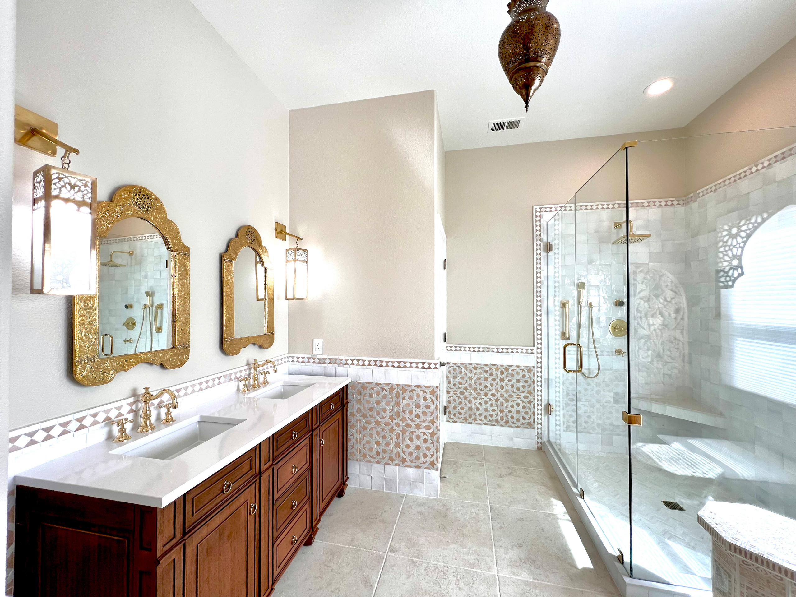 The Stunning Glass Shower Reflects all Design Elements Beautifully