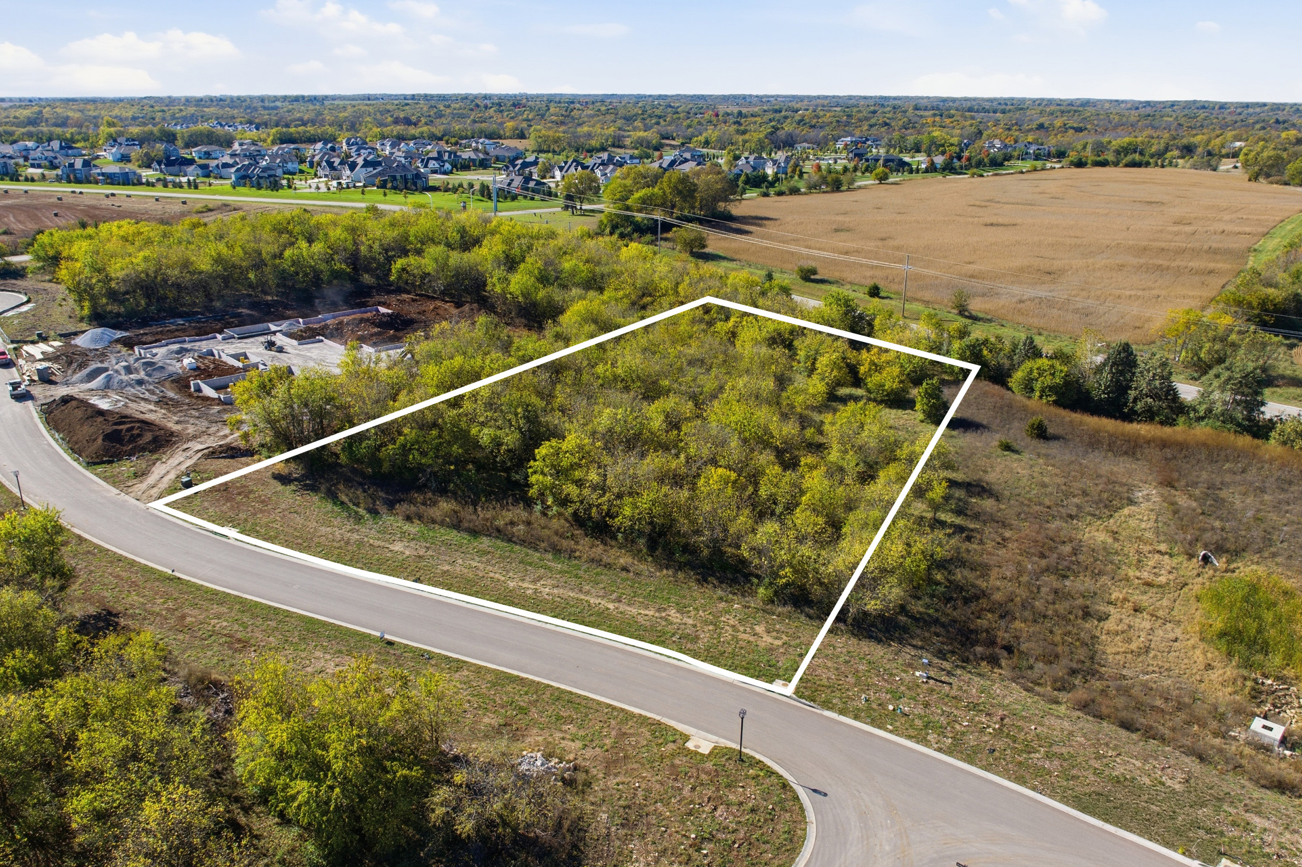 Loch Lloyd Blue Valley, Lot 1, $750,000 - Available