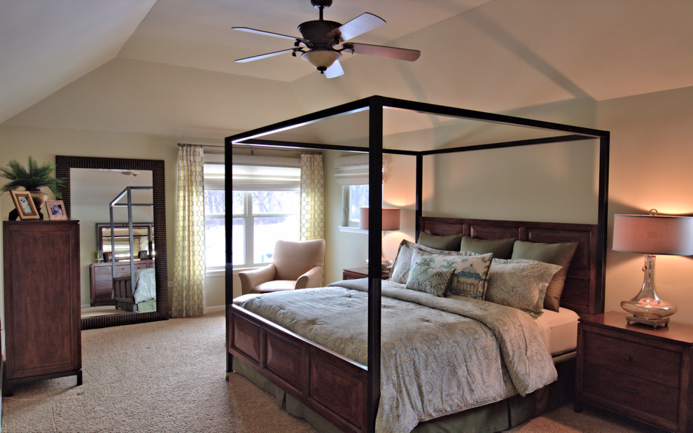 Bedroom - large transitional master carpeted bedroom idea in Chicago with green walls
