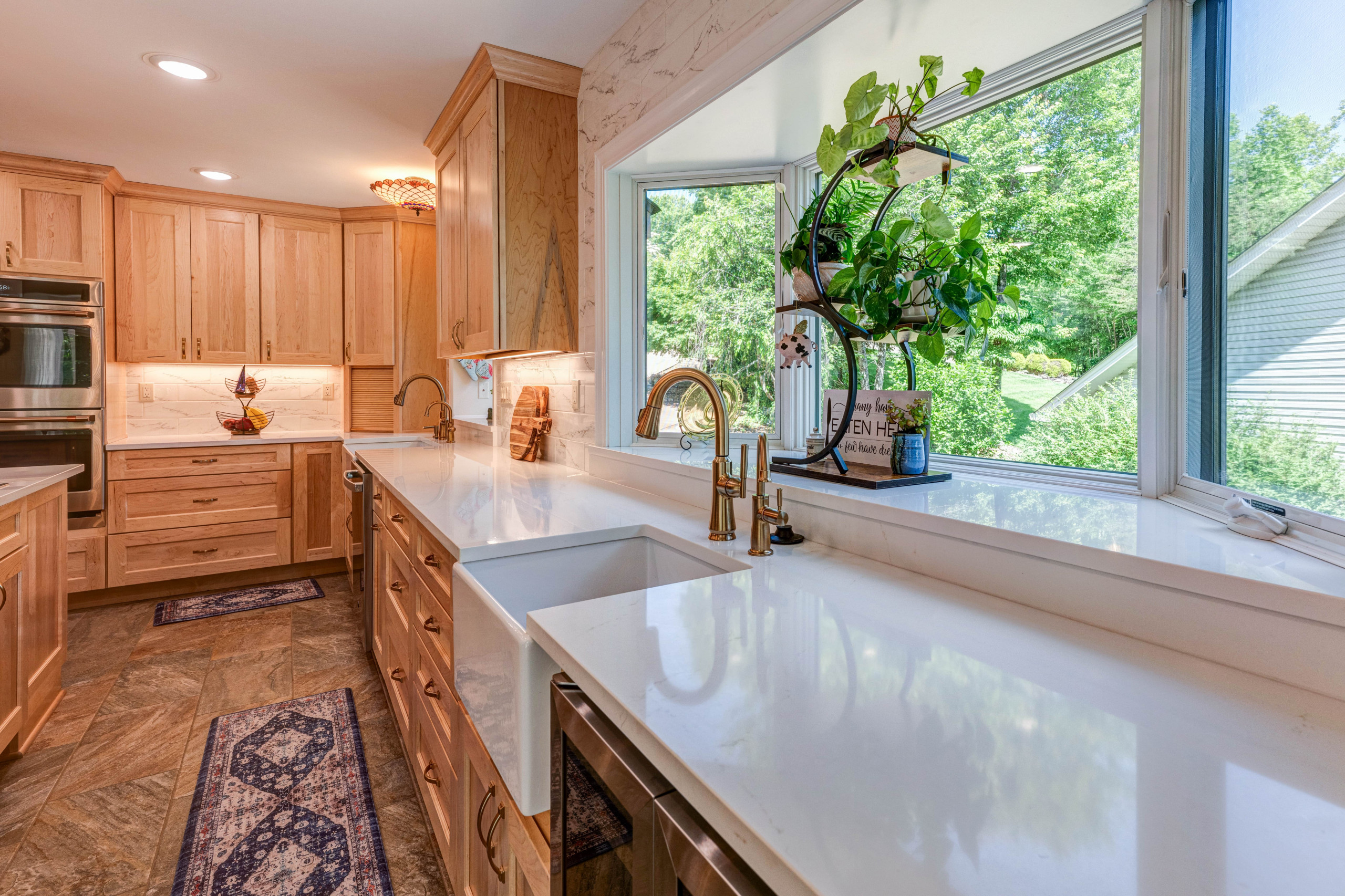 136 Lynhurst Drive - Kitchen