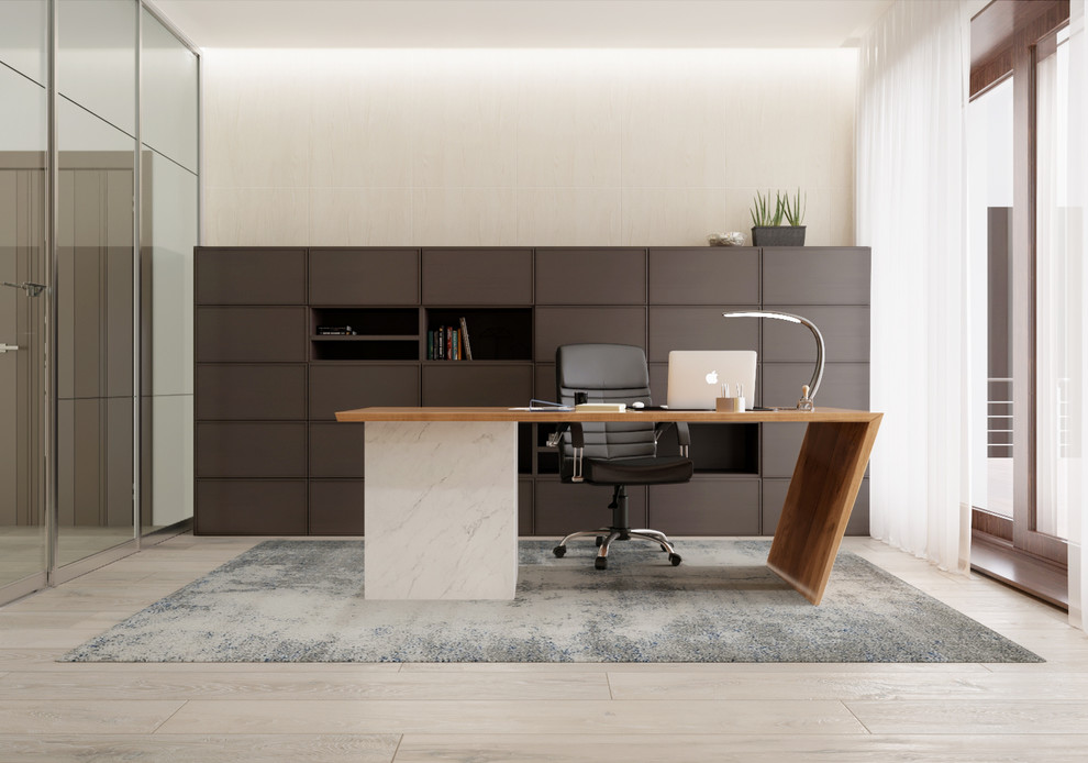 Большой дом в лесу