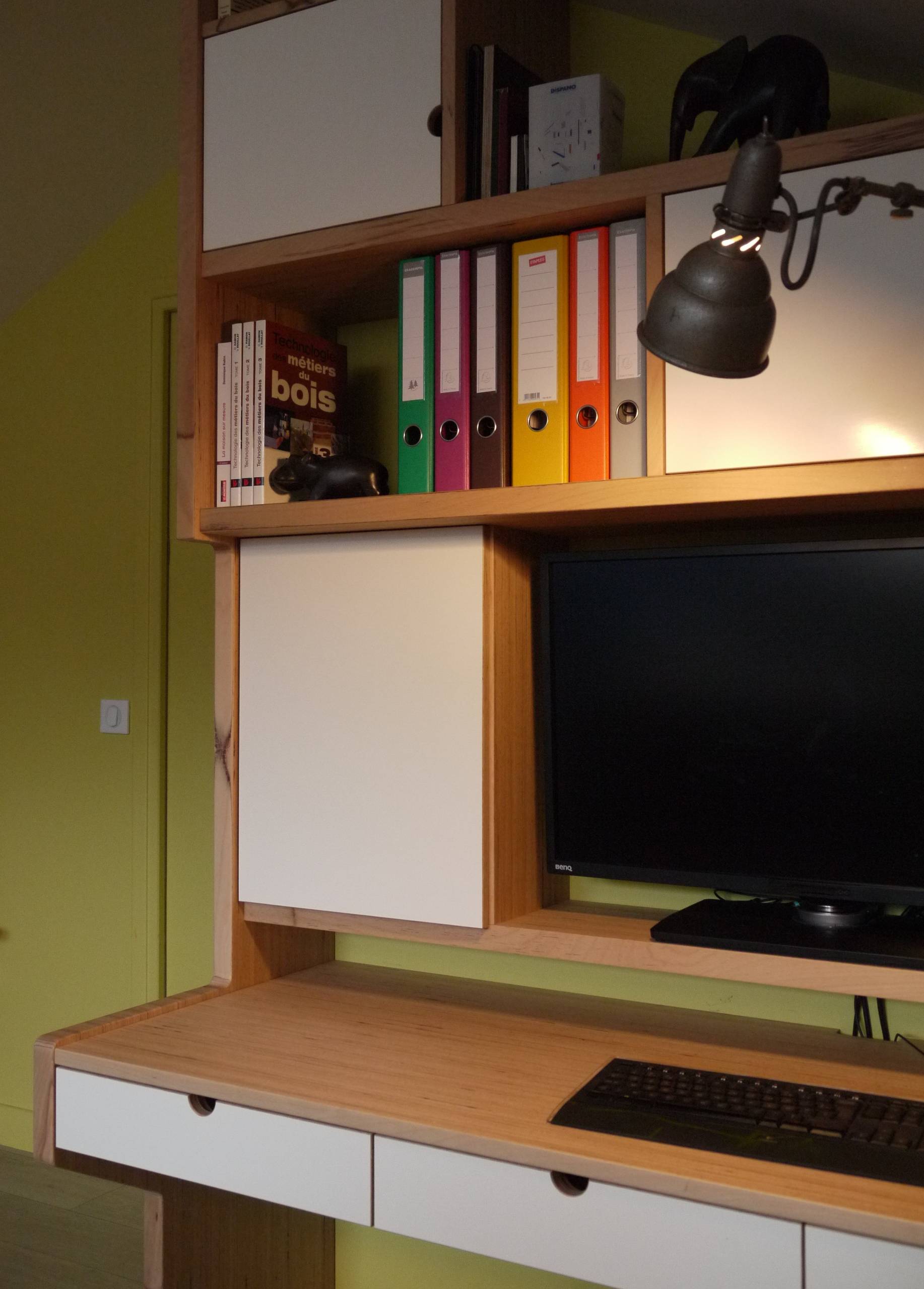 Bureau sous combles - Montigny
