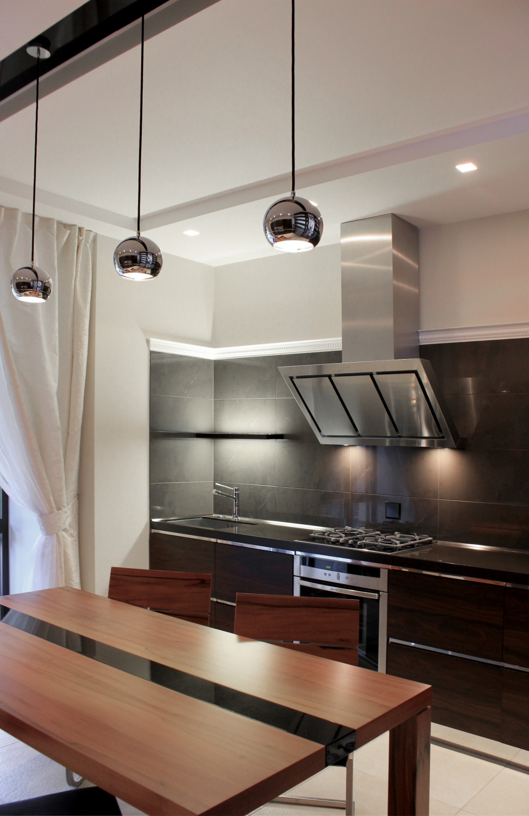 Кухня с выходом на террасу