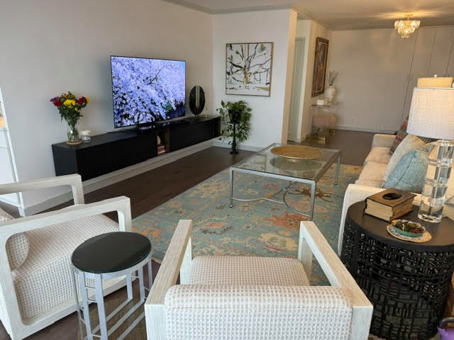 Renovated Condo in Forest Hills, NY with Great City Skyline Views