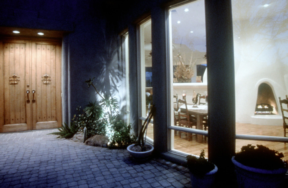 Inspiration for a rustic home design remodel in Phoenix