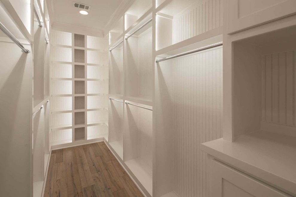 Transitional closet photo in Dallas