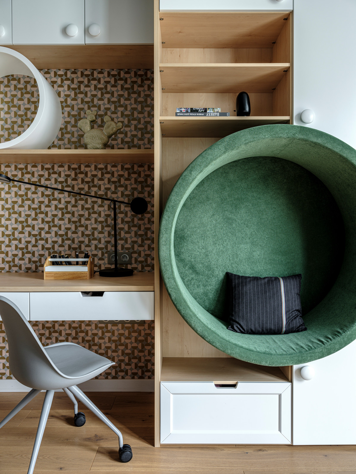 Наивно. Супер