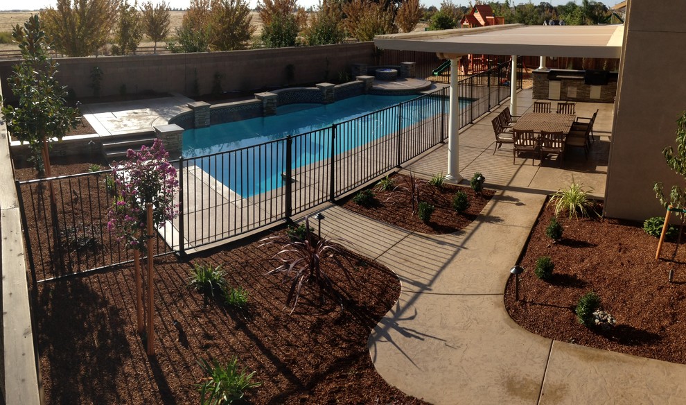 Modern Mediterranean, Roseville