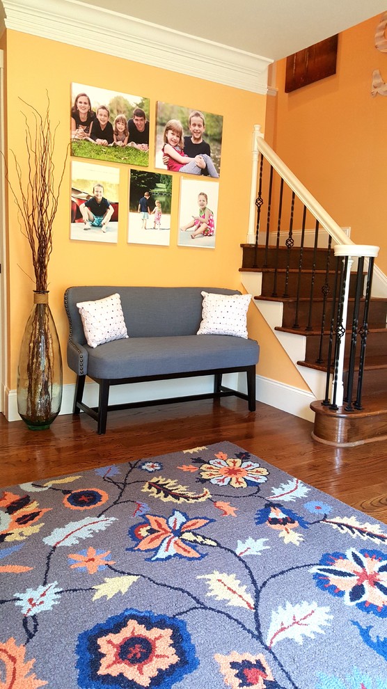 Example of a transitional home design design in Atlanta