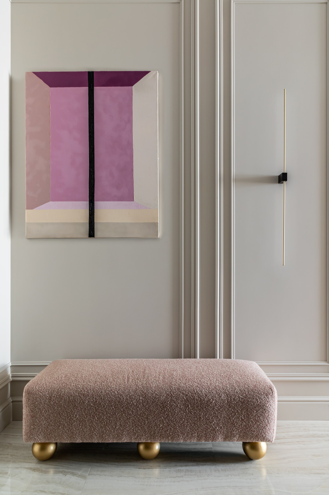 Просторная квартира в светлых оттенках