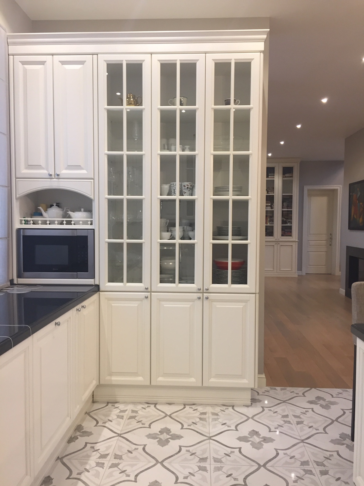 Дом 400 м в Подмосковье