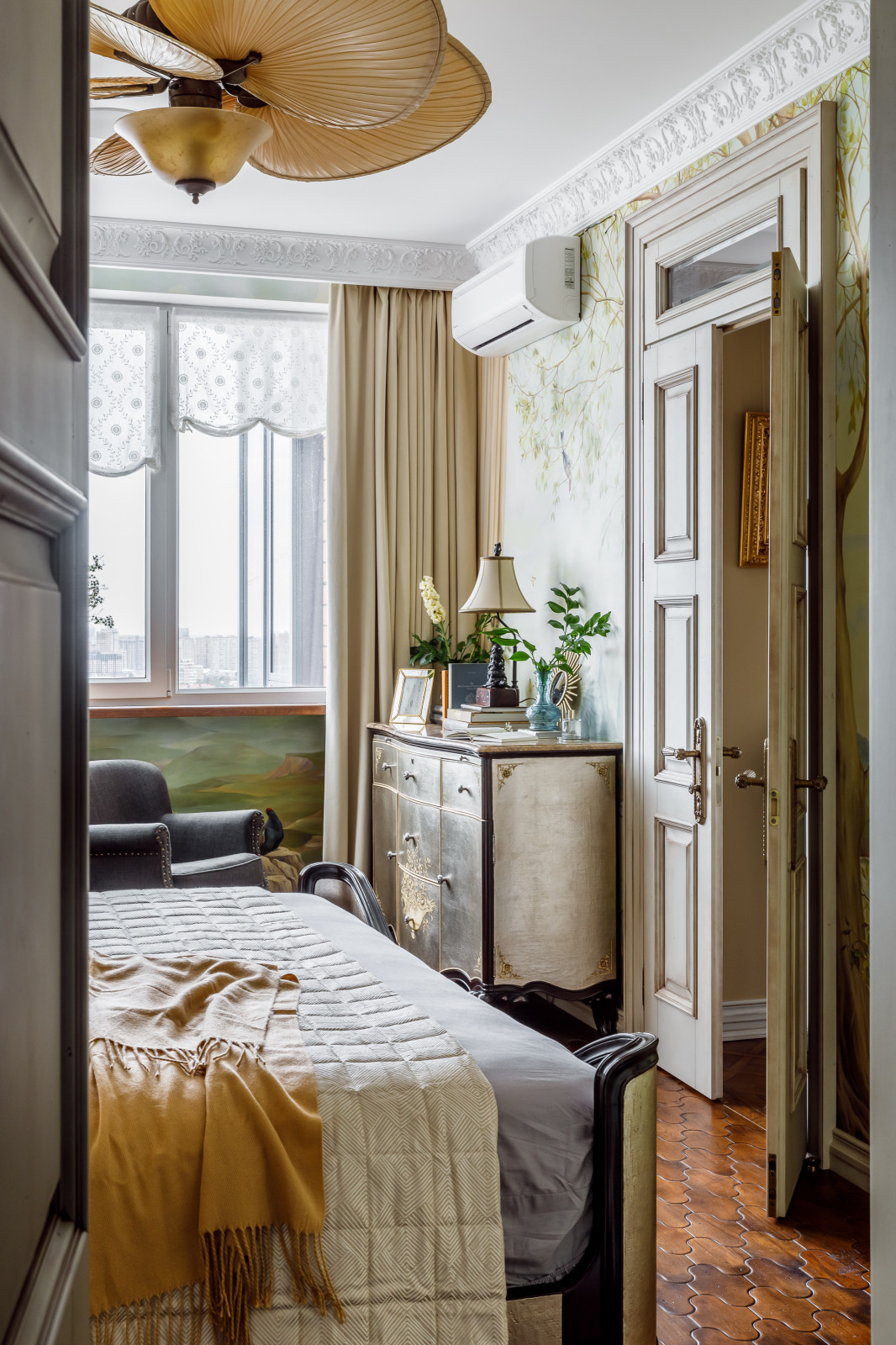 Квартира со скрытыми комнатами