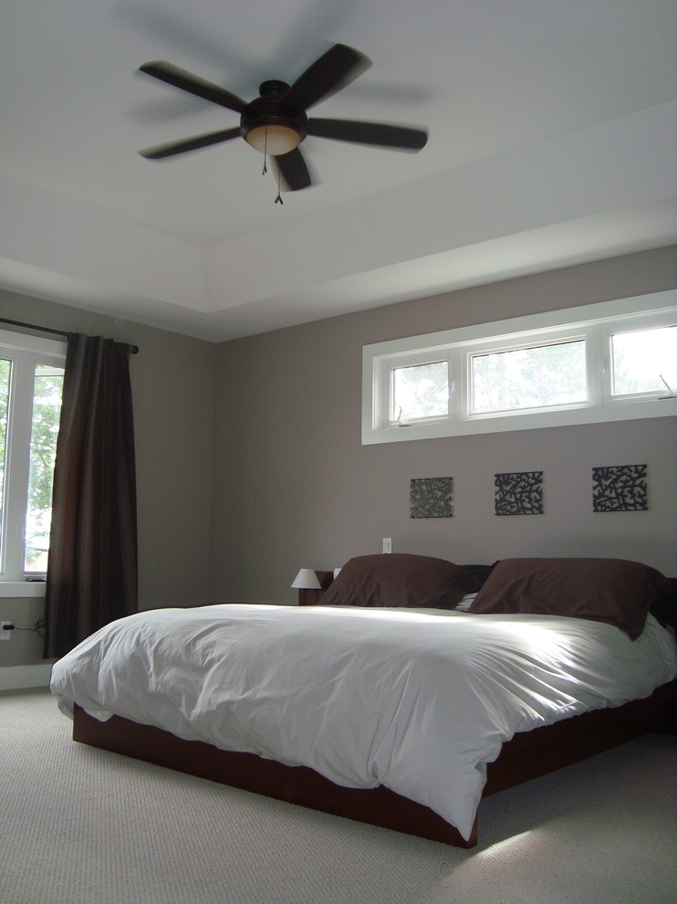 This is an example of a modern bedroom in Ottawa.